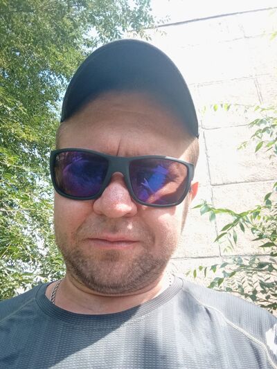  ,   Pavel, 34 ,   , 