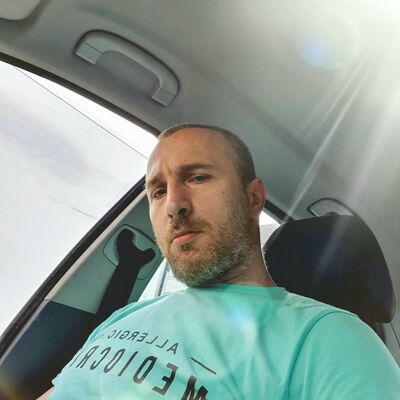  ,   Bojan, 40 ,   c 
