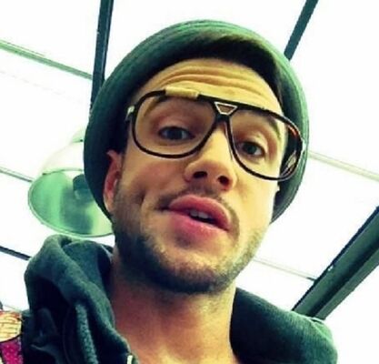  ,   ALEX LUCKY, 30 ,     , c 