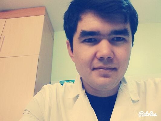  ,   Merik, 32 ,   
