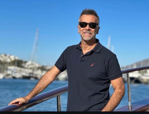 Milan,   Van duggan, 56 ,   ,   , c , 