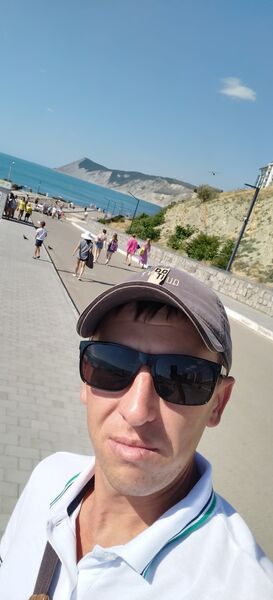  ,   Vladimir, 39 ,   ,   