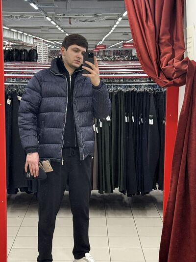  ,   Abdulqani, 25 ,   ,   