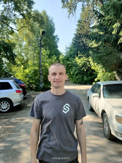  ,   Sergey, 41 ,   c 