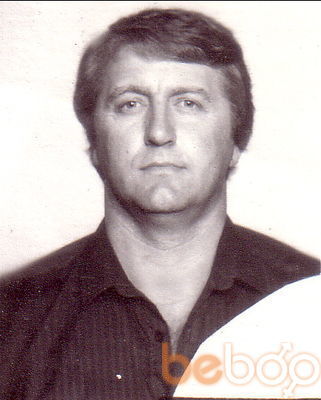  3042936  Vladlen, 67 ,    Praha