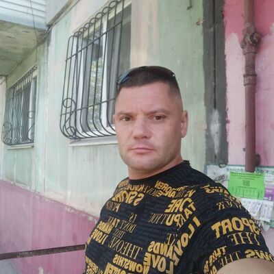  ,   Den, 44 ,   ,   , c , 