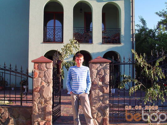  ,   Taras, 39 ,  