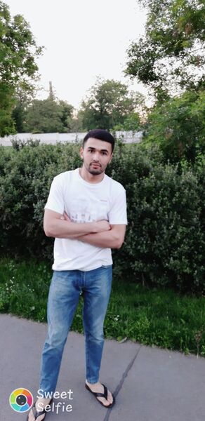  Praha,   AMIRXAN, 32 ,   ,   , c 