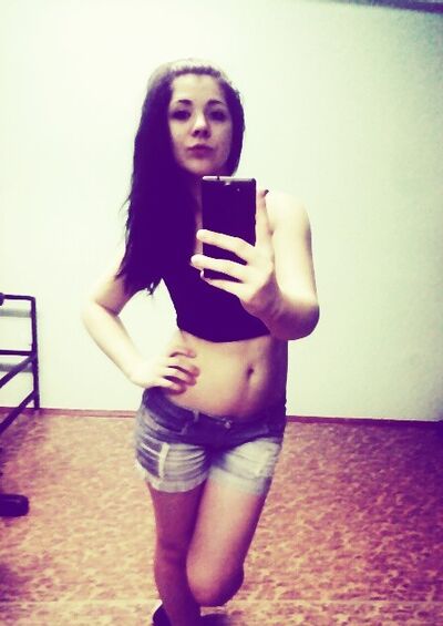  ,   Tanya, 28 ,  