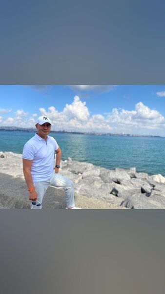  ,   Arman, 44 ,   ,   