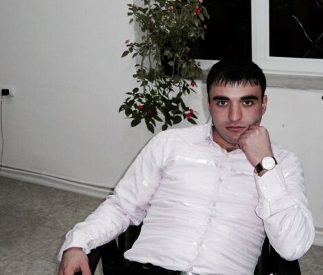  ,   Arman, 38 ,   ,   , c 