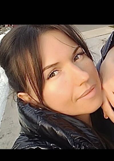  ,   Lena, 38 ,  