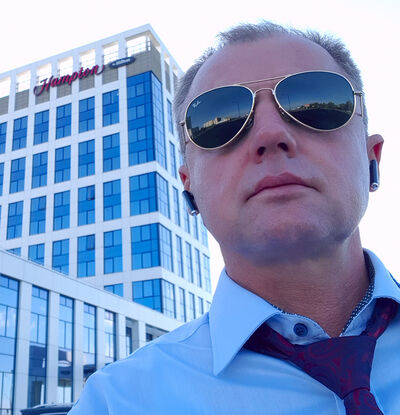  ,   Robert, 49 ,     , c 