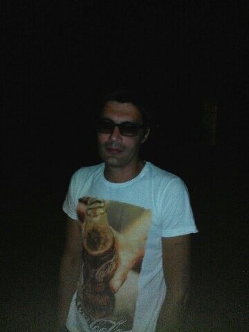 10315346  Slava, 49 ,    