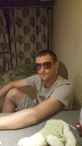  ,   Oleg, 40 ,   