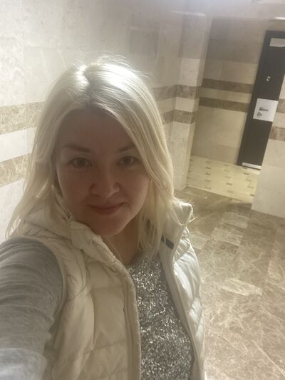  ,   Mari, 44 ,     , c , 