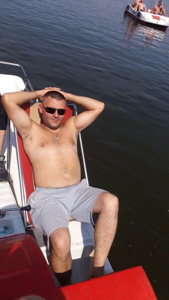  Praha,   , 37 ,   ,   , c 