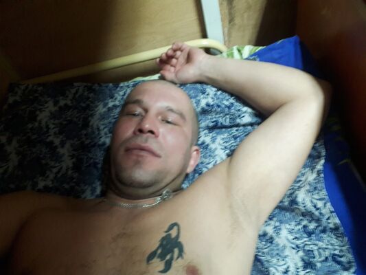  ,   Ruslan, 45 ,   