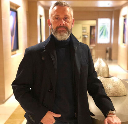 -,   Christian, 51 ,     , c , 