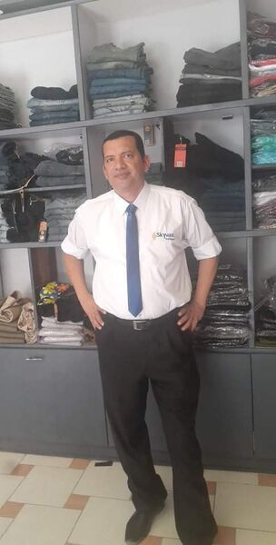  ,   Younes, 51 ,   ,   
