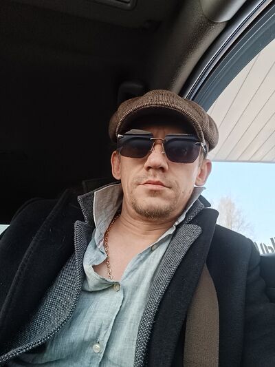  ,   Alexander, 39 ,   c 