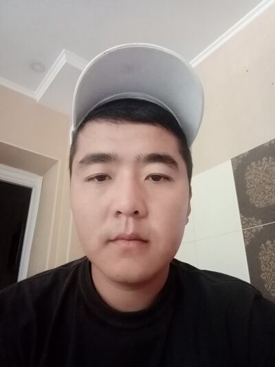  ,   Kazybek, 32 ,   ,   , c 