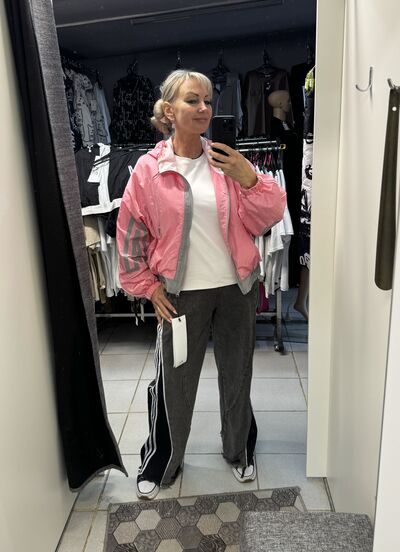  ,   , 47 ,   c 