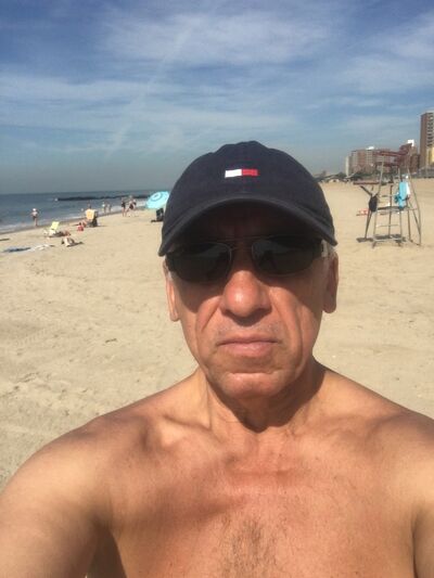  New York City,   Oleg, 64 ,   