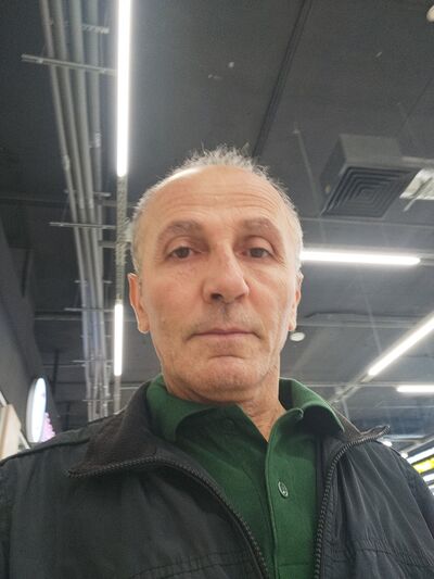  ,   Engin, 52 ,   ,   