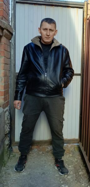  ,   Vladimir, 42 ,   ,   