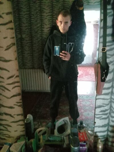  ,   Malik, 24 ,   c , 