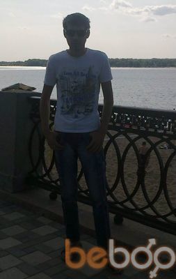  ,   Akbar, 32 ,   