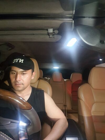  ,   Bohodir, 33 ,   ,   