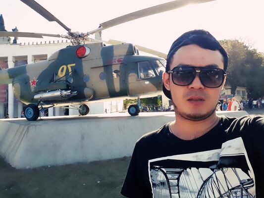  ,   Farrux, 31 ,   ,   , c 