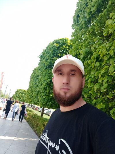  deleted,   Azam, 38 ,   ,   