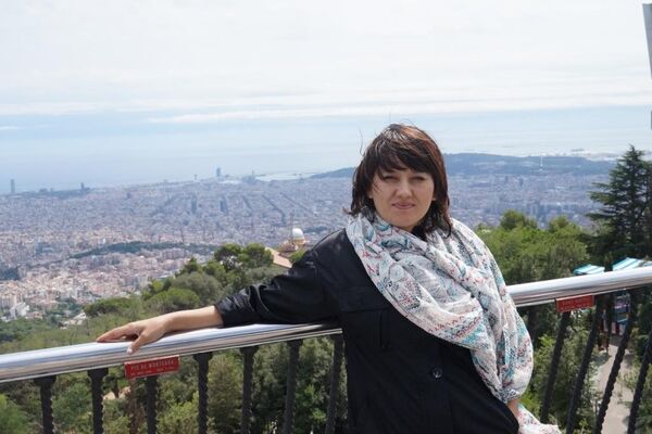  ,   Nargiza, 48 ,   ,   , c 