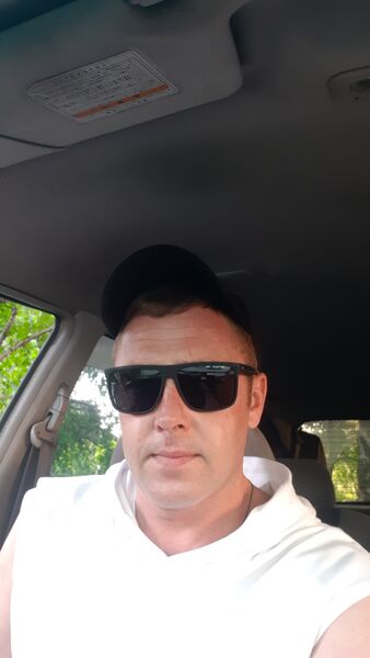  ,   Ilya, 38 ,   , c 