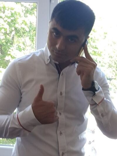  ,   Shakir, 33 ,   