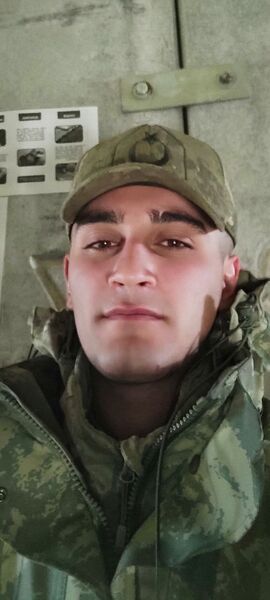  ,   Mehmet, 28 ,   ,   