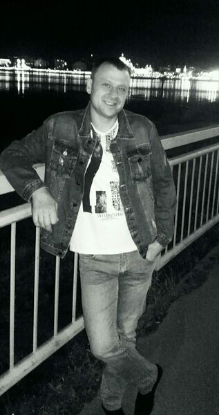  ,   Aleks, 46 ,   ,   