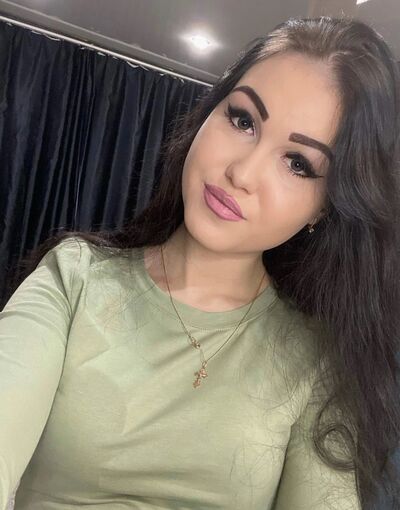  ,   Christina, 28 ,   ,   