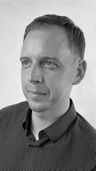  ,   Ruslan, 35 ,   ,   , c , 