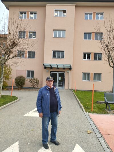  ,   , 77 ,   ,   , c 