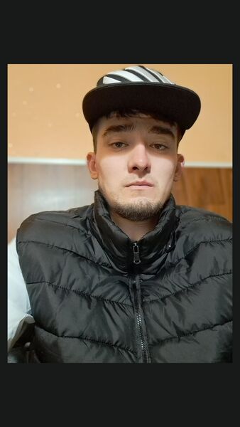  ,   Alex, 28 ,   ,   