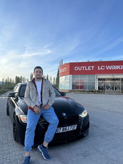  ,   Orhan, 32 ,   ,   