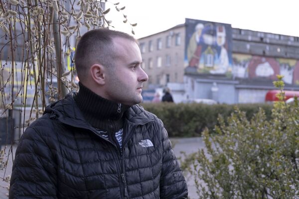  ,   Sergey, 33 ,  