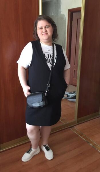  ,   Amina, 24 ,   c 