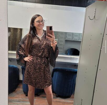  Agneaux,   Chloe, 28 ,   ,   