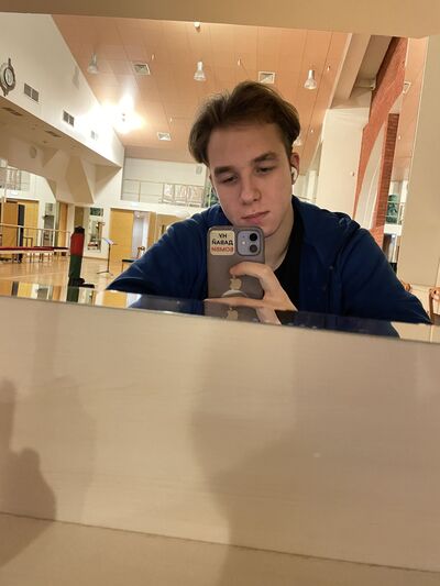  -,   , 22 ,  