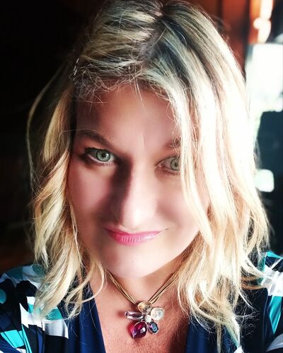  ,   Yana, 45 ,     , c 